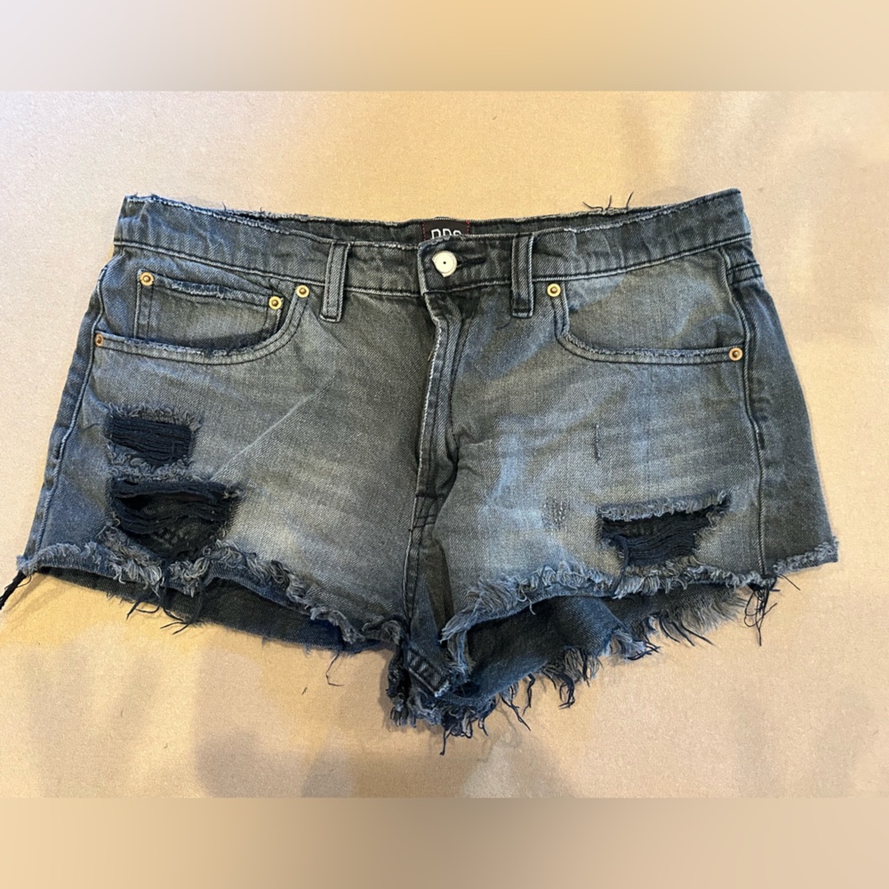 BDG Urban Outfitters Jean shorts. Size 31.